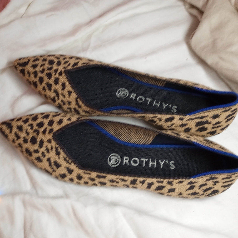 Rothy’s The Loafer Pointed Toe Leopard Print Flat Shoes Womens US W9.5 Retired